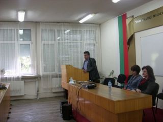 D:DCIM100MEDIAIMG_2619.JPG
