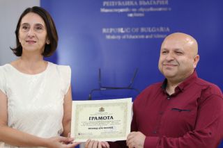 img-cc2b91011ebacfb352a4a48135f35531-v