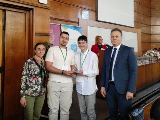 img-9a5f9a21d6296d60090ac5b968bba0a0-v